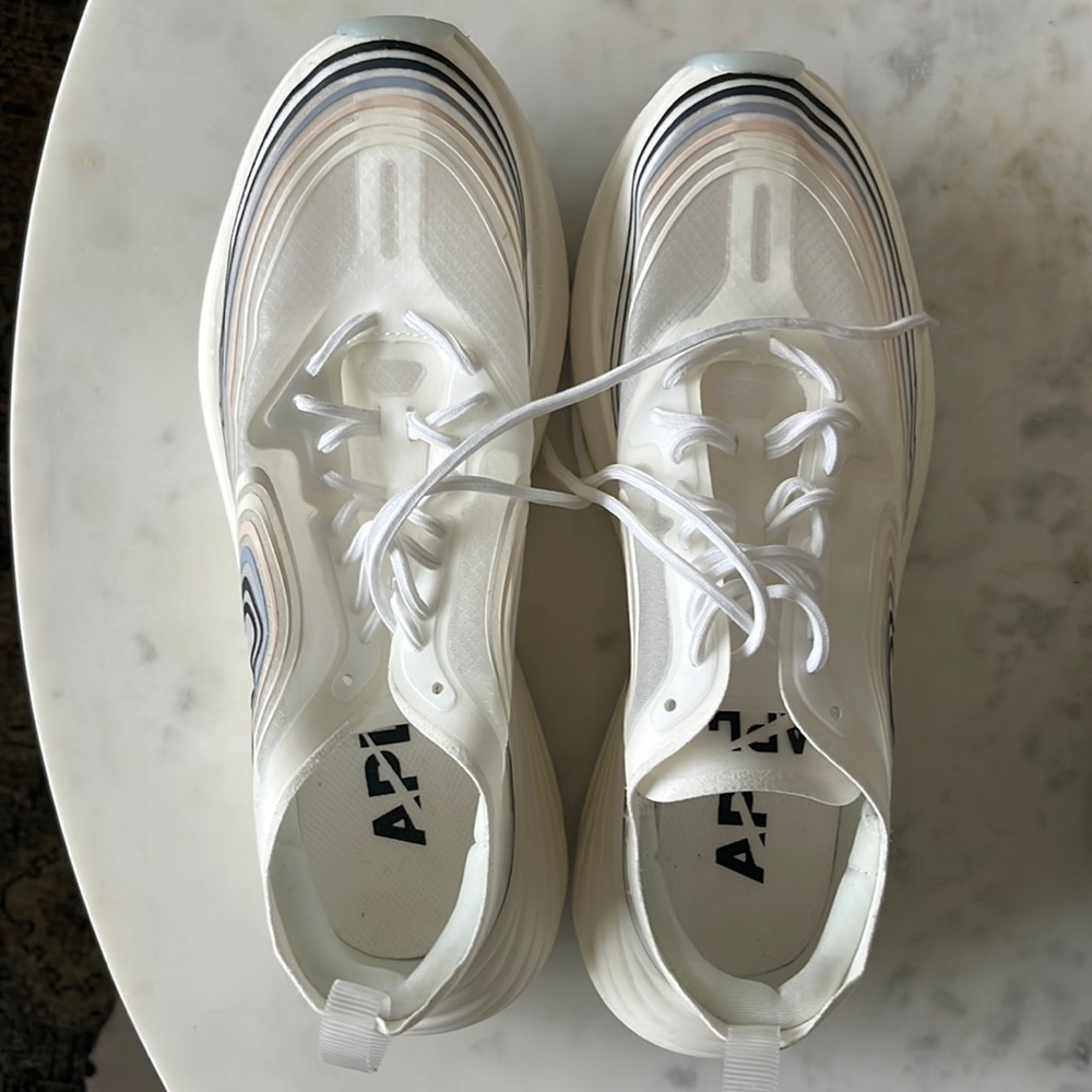 APL Streamline Sneakers